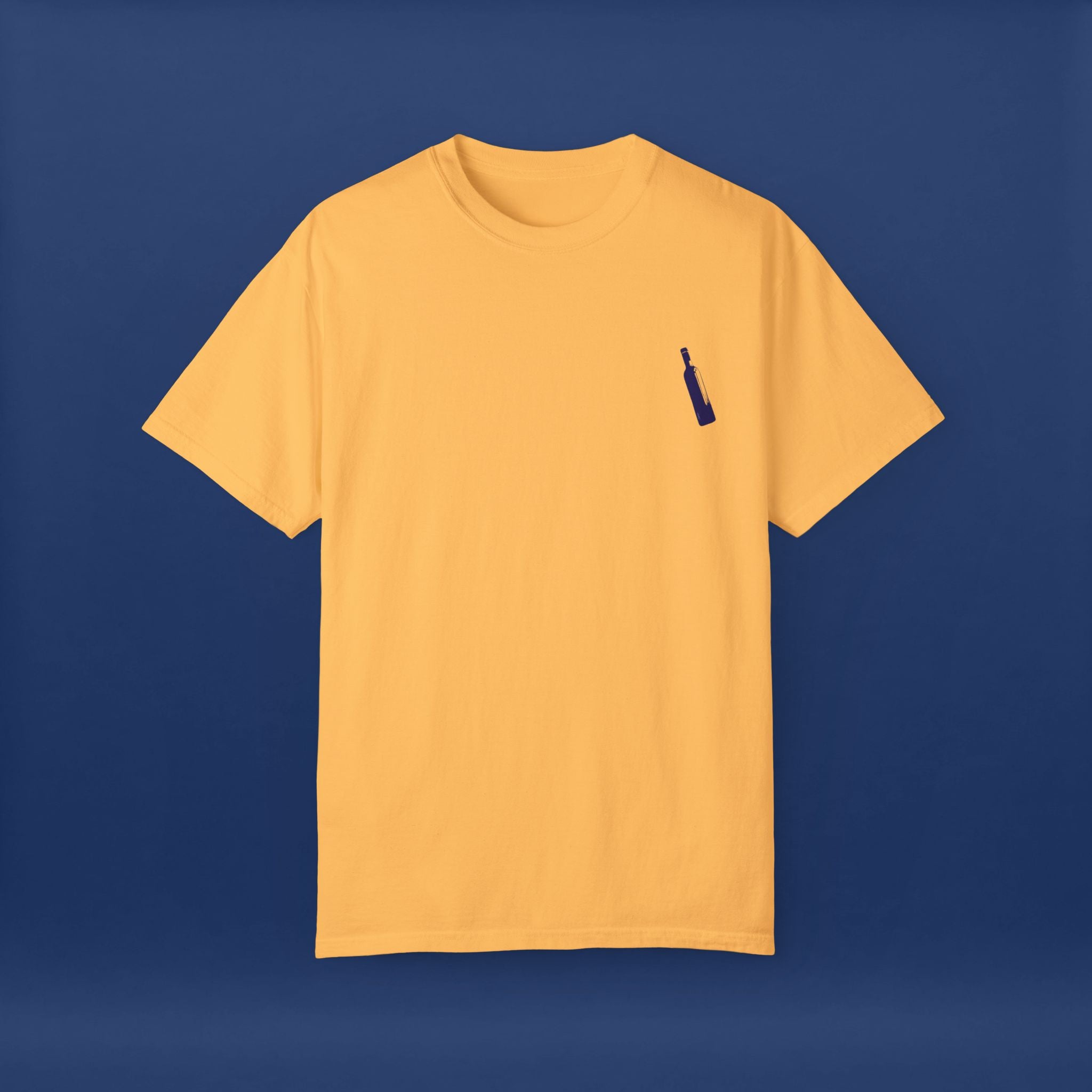 Minimalist Blue Liquor Bottle T-Shirt - Summer Short Sleeve Graphic Tee for Men & Women（Vibrant Colors ）
