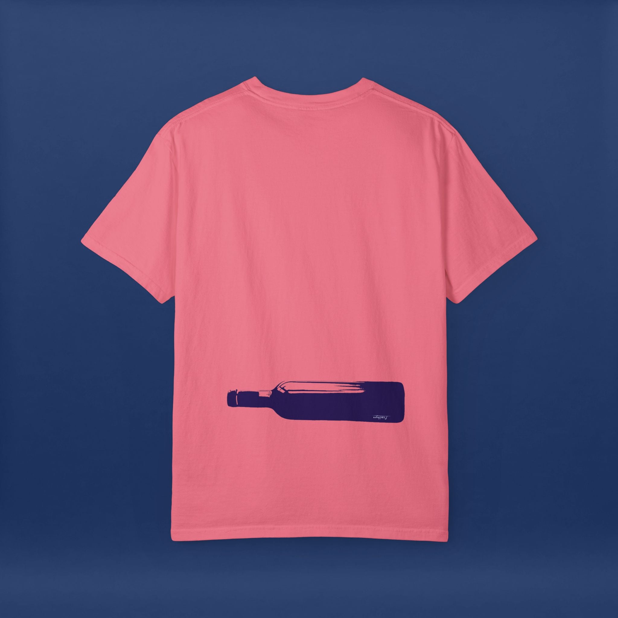 Minimalist Blue Liquor Bottle T-Shirt - Summer Short Sleeve Graphic Tee for Men & Women（Vibrant Colors ）