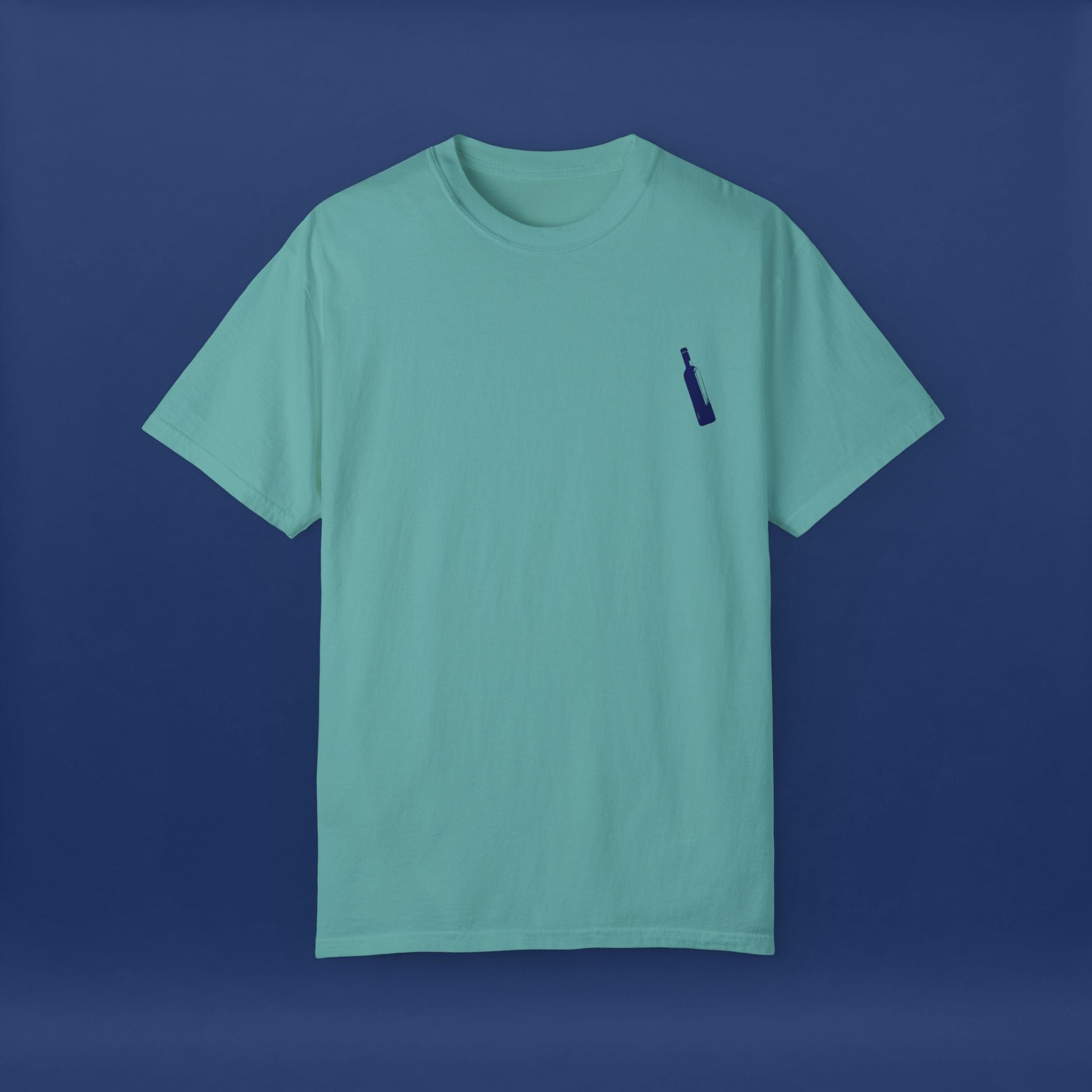 Minimalist Blue Liquor Bottle T-Shirt - Summer Short Sleeve Graphic Tee for Men & Women（Vibrant Colors ）