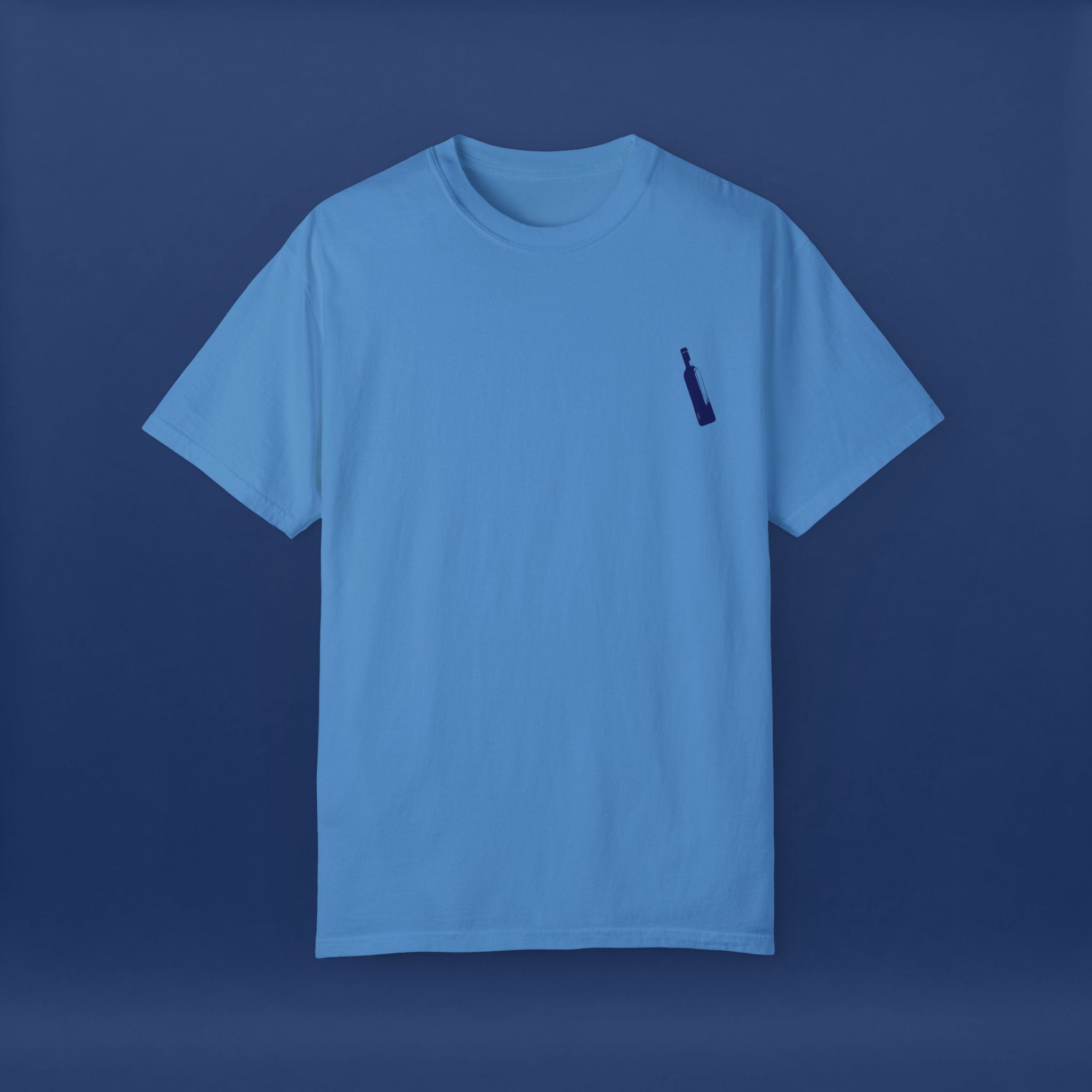Minimalist Blue Liquor Bottle T-Shirt - Summer Short Sleeve Graphic Tee for Men & Women（Vibrant Colors ）