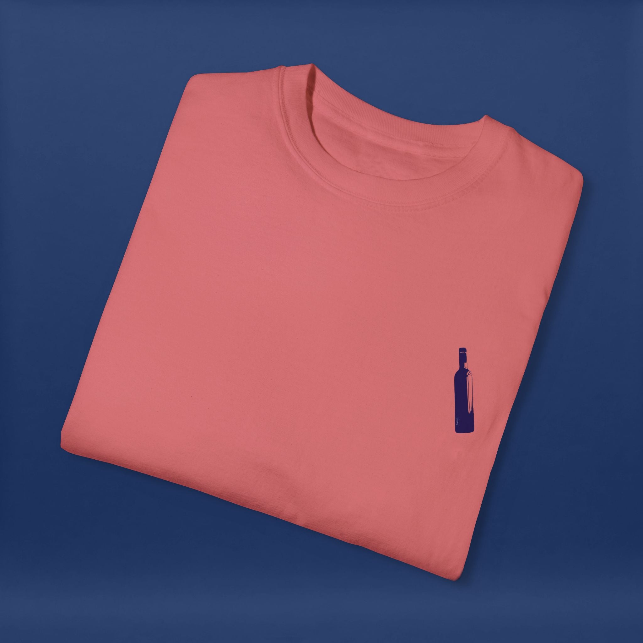 Minimalist Blue Liquor Bottle T-Shirt - Summer Short Sleeve Graphic Tee for Men & Women（Vibrant Colors ）